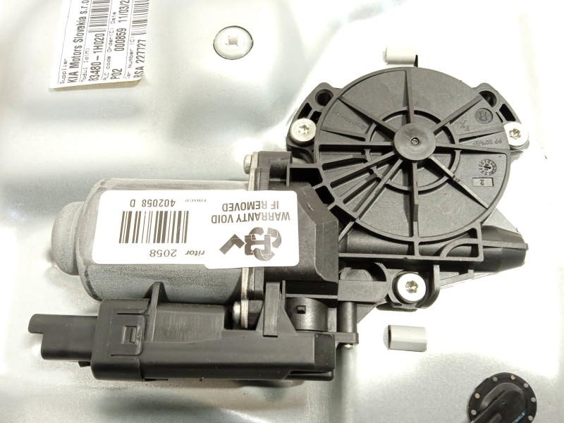 Recambio de elevalunas trasero derecho para kia cee´d hatchback (ed) 1.6 crdi 115 referencia OEM IAM 834801H020  