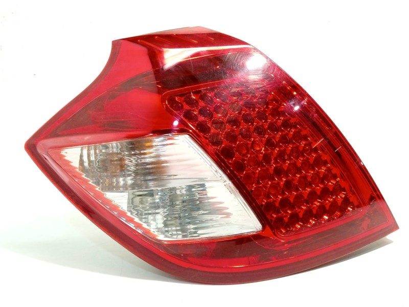 Recambio de piloto trasero izquierdo para kia cee´d hatchback (ed) 1.6 crdi 115 referencia OEM IAM 924011H050  