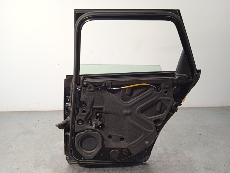 Recambio de puerta trasera derecha para audi a4 b7 avant (8ed) 2.0 tdi quattro referencia OEM IAM 8E0833052J  