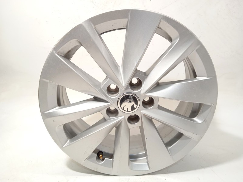 Recambio de llanta para skoda kamiq (nw4) 1.0 tsi referencia OEM IAM 657601025AJ  