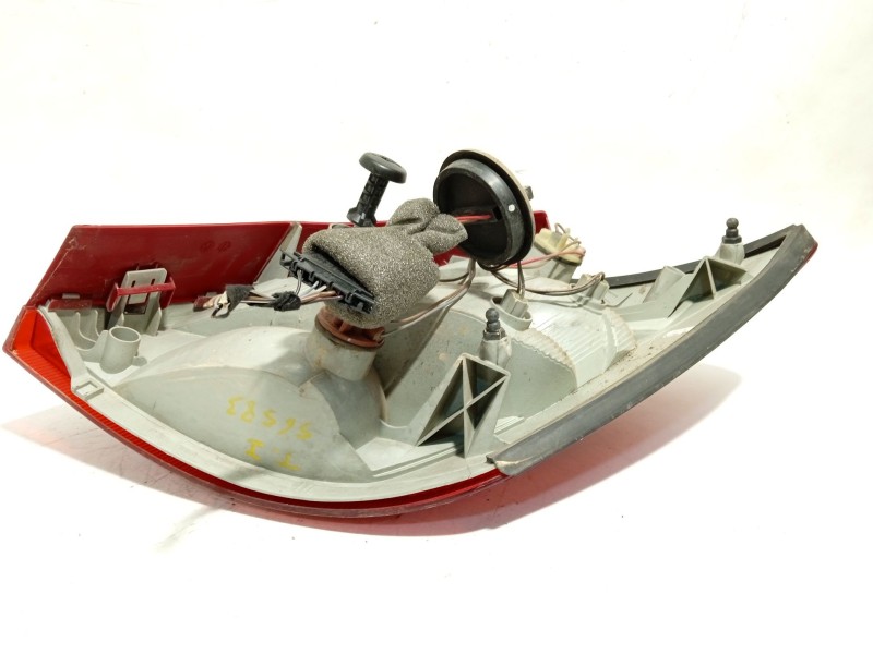 Recambio de piloto trasero izquierdo para skoda fabia ii combi (545) 1.6 tdi referencia OEM IAM 5J6945111  