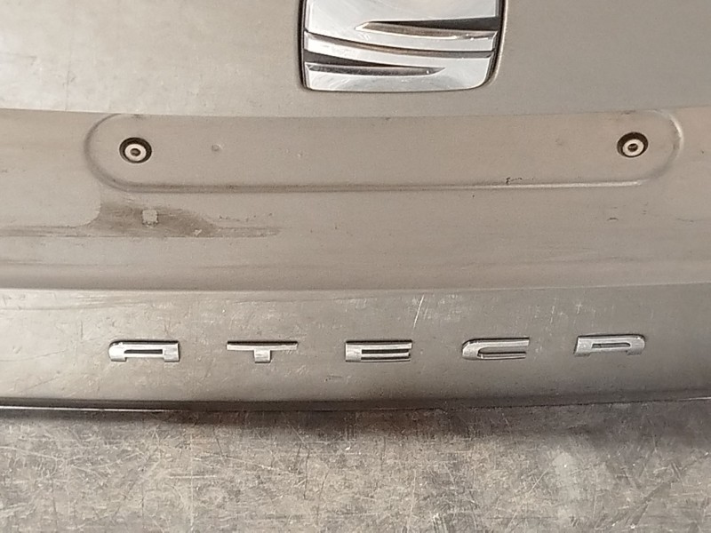 Recambio de porton trasero para seat ateca (kh7, khp) 1.5 tsi referencia OEM IAM 575827023B  