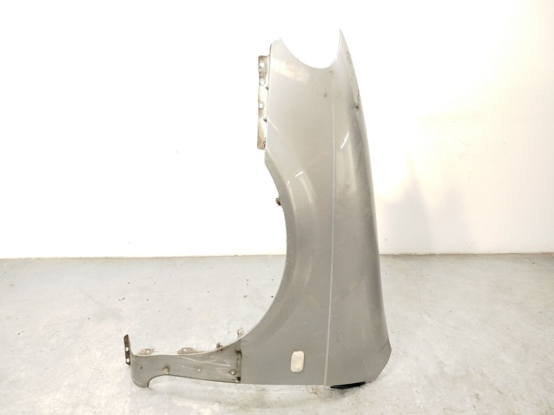 Recambio de aleta delantera izquierda para kia carnival ii (gq) 2.9 crdi referencia OEM IAM 0K55A52211  