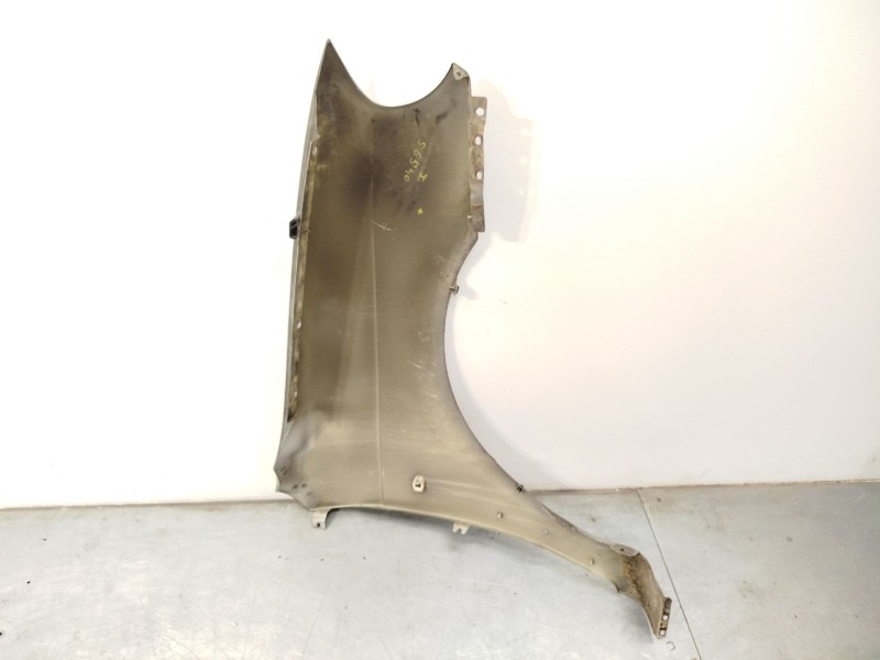 Recambio de aleta delantera izquierda para kia carnival ii (gq) 2.9 crdi referencia OEM IAM 0K55A52211  