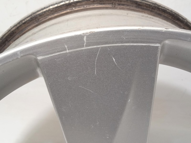 Recambio de llanta para hyundai elantra v sedán (md, ud) 1.6 referencia OEM IAM 529103Y200  