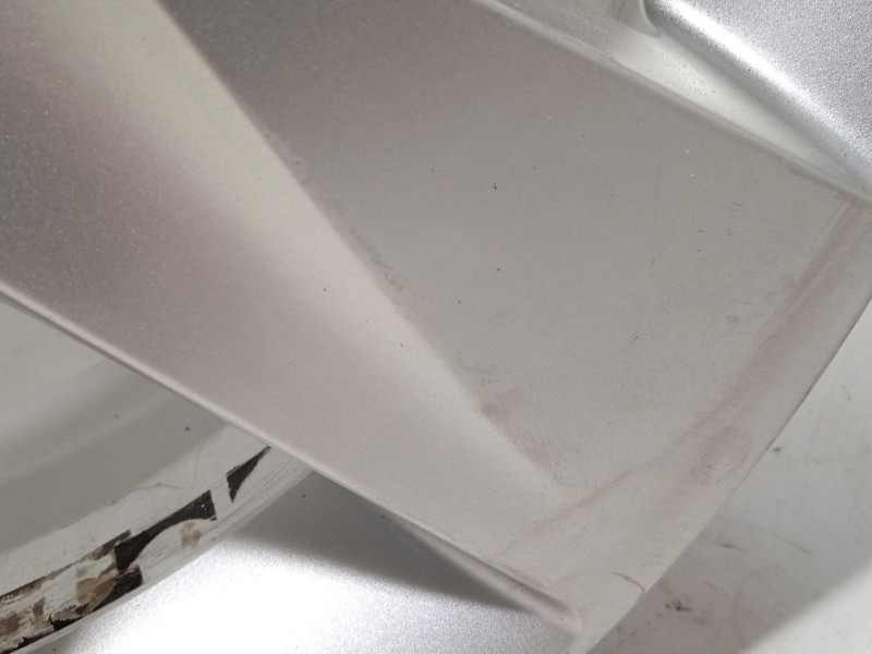 Recambio de llanta para hyundai elantra v sedán (md, ud) 1.6 referencia OEM IAM 529103Y200  