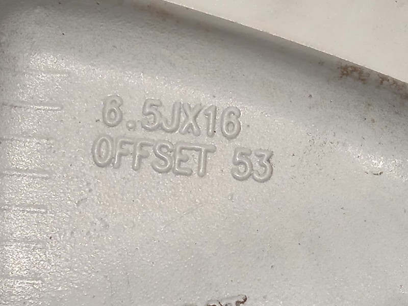 Recambio de llanta para hyundai elantra v sedán (md, ud) 1.6 referencia OEM IAM 529103Y200  