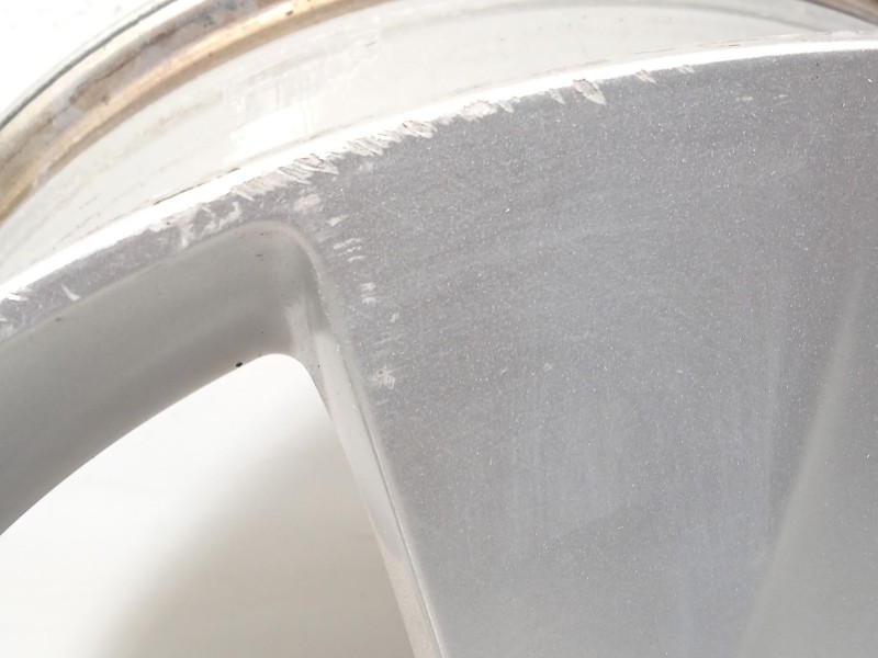 Recambio de llanta para hyundai elantra v sedán (md, ud) 1.6 referencia OEM IAM 529103Y200  