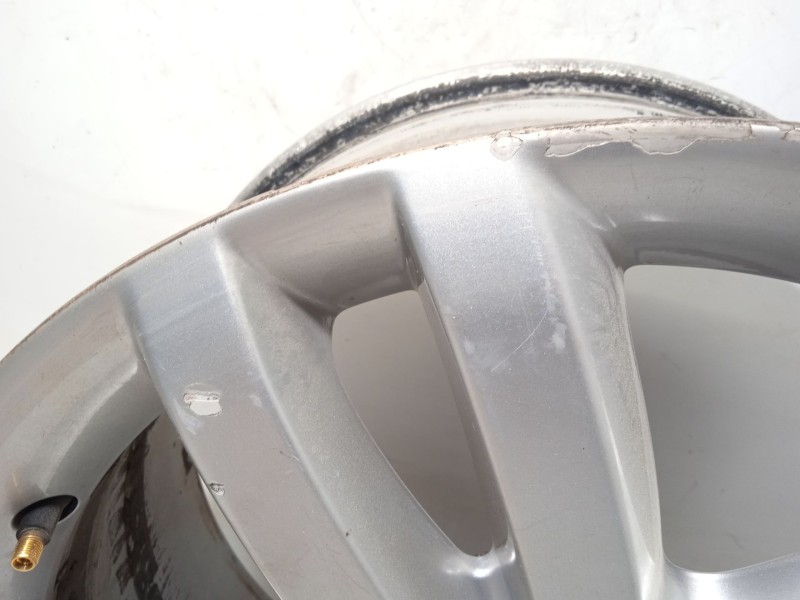 Recambio de llanta para audi q7 (4lb) 3.0 tdi quattro referencia OEM IAM 4L0601025B  