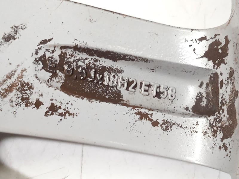 Recambio de llanta para audi q7 (4lb) 3.0 tdi quattro referencia OEM IAM 4L0601025B  