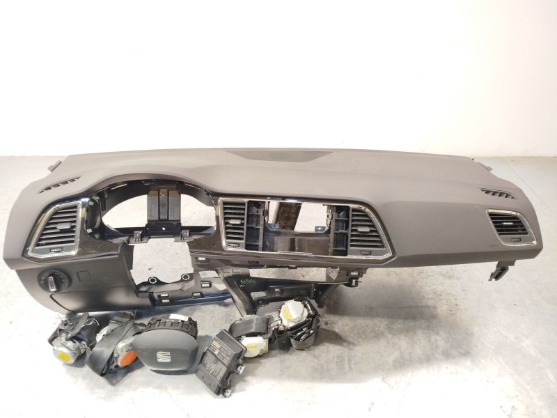 Recambio de kit airbag para seat ateca (kh7, khp) 1.5 tsi referencia OEM IAM 576857003LPLT 3Q0959655BH 6F0880201J