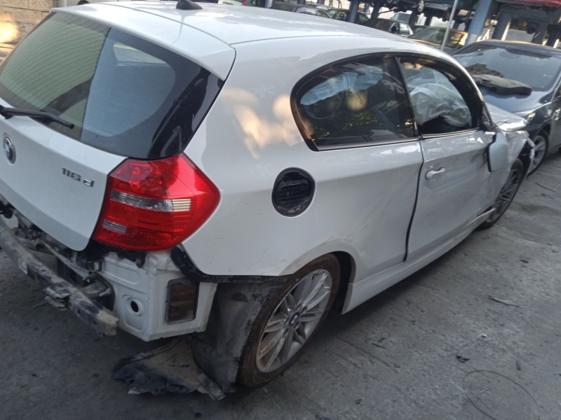 bmw 1 (e81) del año 2009