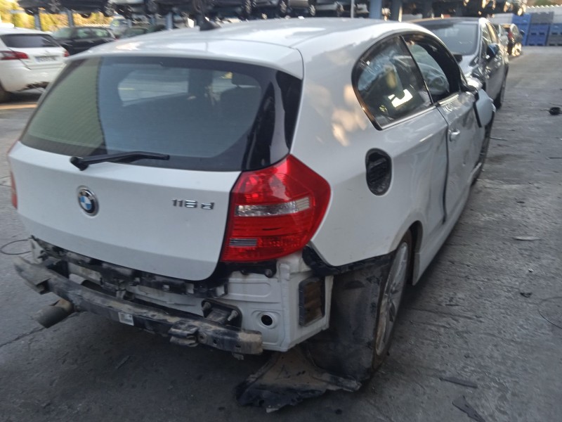 bmw 1 (e81) del año 2009