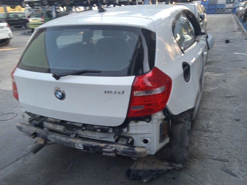 bmw 1 (e81) del año 2009