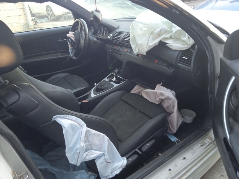 bmw 1 (e81) del año 2009