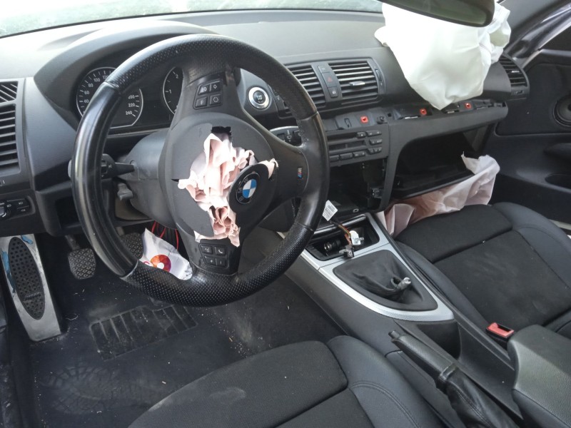 bmw 1 (e81) del año 2009