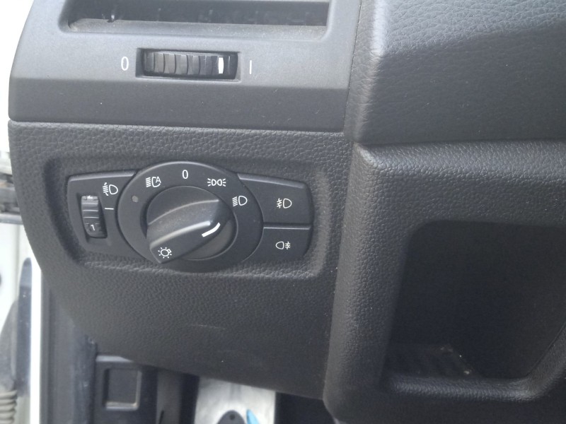 bmw 1 (e81) del año 2009