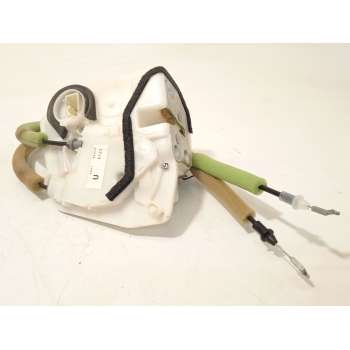 CERRADURA PUERTA TRASERA DERECHA KB7W72310 