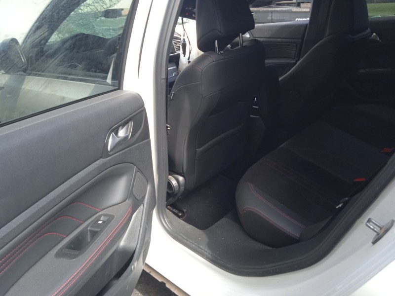 peugeot 308 ii (lb_, lp_, lw_, lh_, l3_) del año 2021