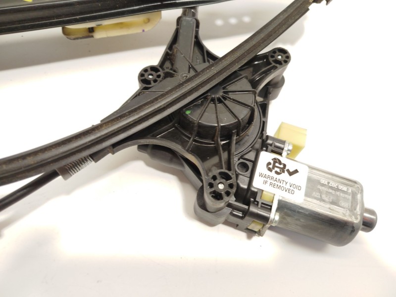 Recambio de elevalunas delantero derecho para seat ateca (kh7, khp) 1.5 tsi referencia OEM IAM 575837462A 5Q0959802B 