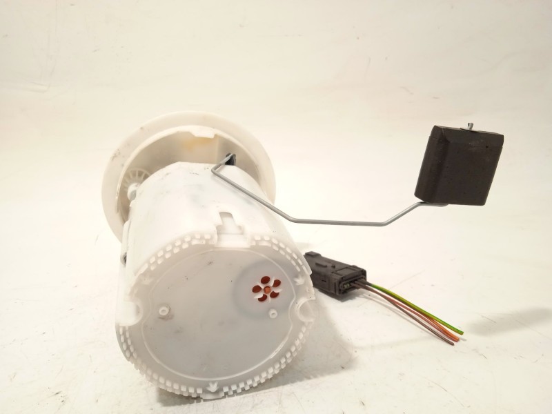 Recambio de bomba combustible para peugeot 5008 (0u_, 0e_) 1.6 16v referencia OEM IAM 9684994380  