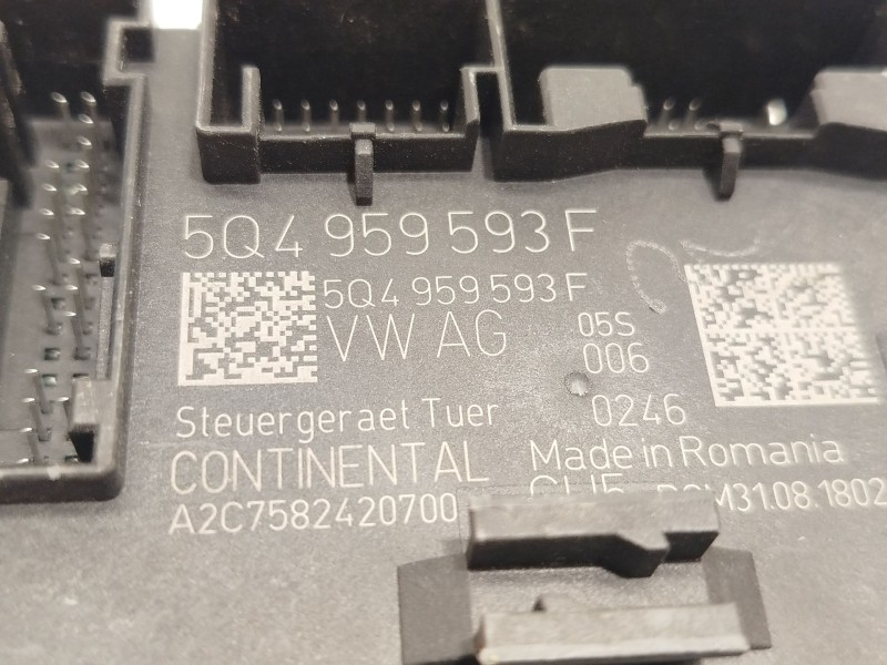 Recambio de centralita confort para seat ateca (kh7, khp) 1.5 tsi referencia OEM IAM 5Q4959593F  A2C7582420700