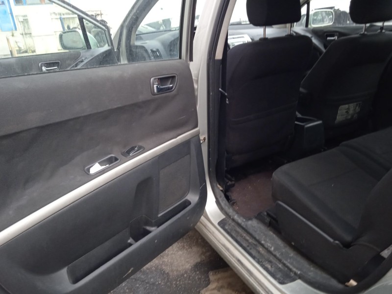 toyota corolla verso (zer_, zze12_, r1_) del año 2006