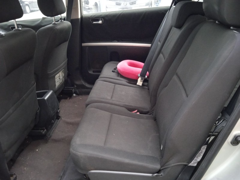 toyota corolla verso (zer_, zze12_, r1_) del año 2006