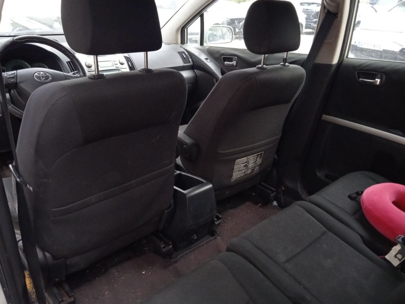 toyota corolla verso (zer_, zze12_, r1_) del año 2006