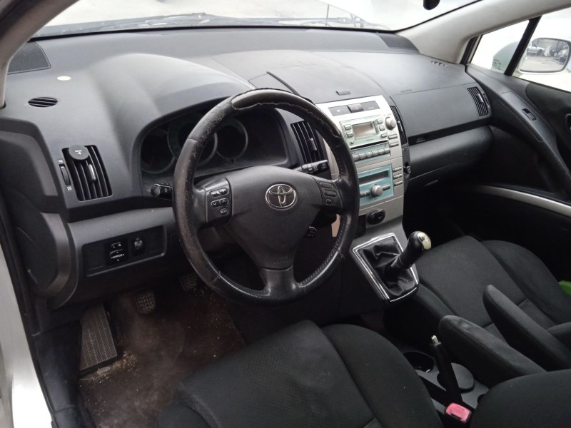 toyota corolla verso (zer_, zze12_, r1_) del año 2006