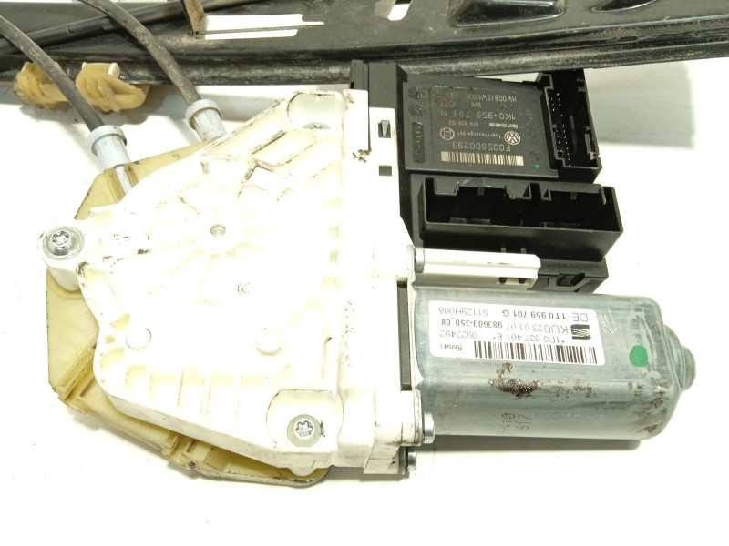 Recambio de elevalunas delantero izquierdo para seat leon (1p1) 1.9 tdi referencia OEM IAM 1K0959793M  