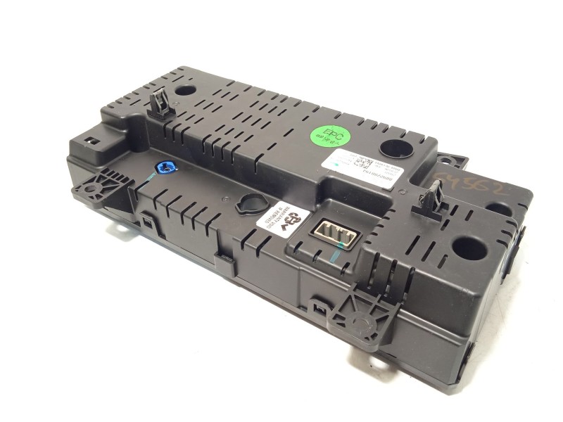 Recambio de cuadro instrumentos para lynk & co 01 hev referencia OEM IAM 8892280194  P8892280194