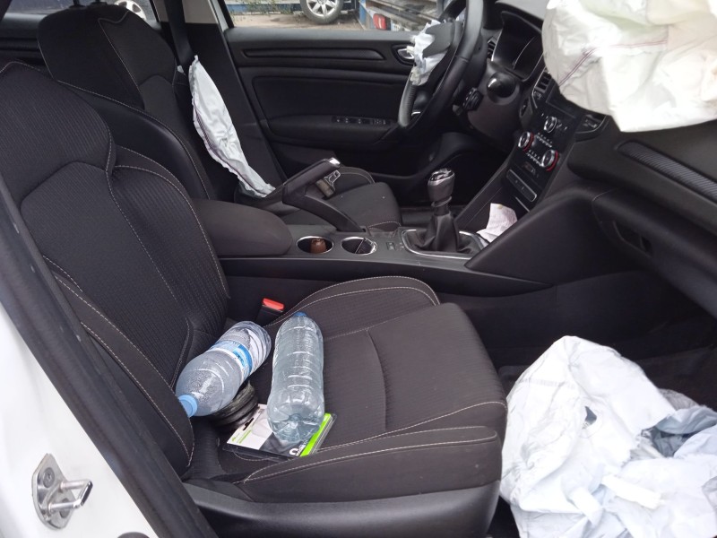 renault megane iv hatchback (b9a/m/n_) del año 2019