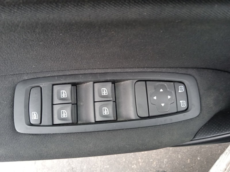 renault megane iv hatchback (b9a/m/n_) del año 2019