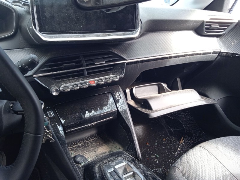 peugeot 208 ii (ub_, up_, uw_, uj_) del año 2025