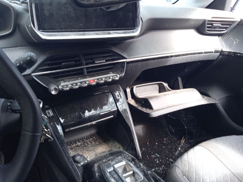 peugeot 208 ii (ub_, up_, uw_, uj_) del año 2025