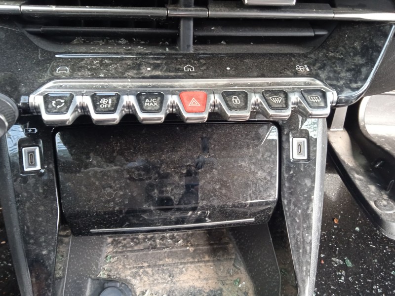 peugeot 208 ii (ub_, up_, uw_, uj_) del año 2025