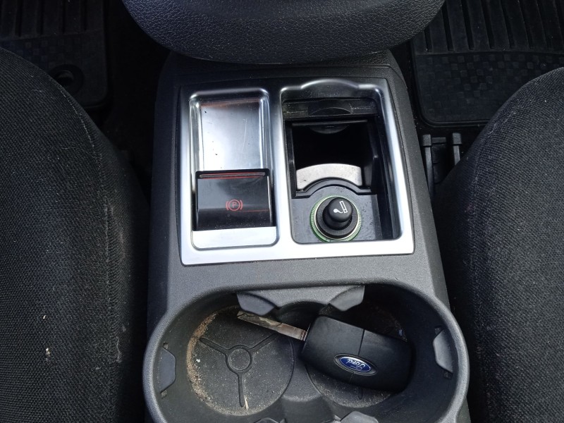 ford focus c-max (dm2) del año 2006