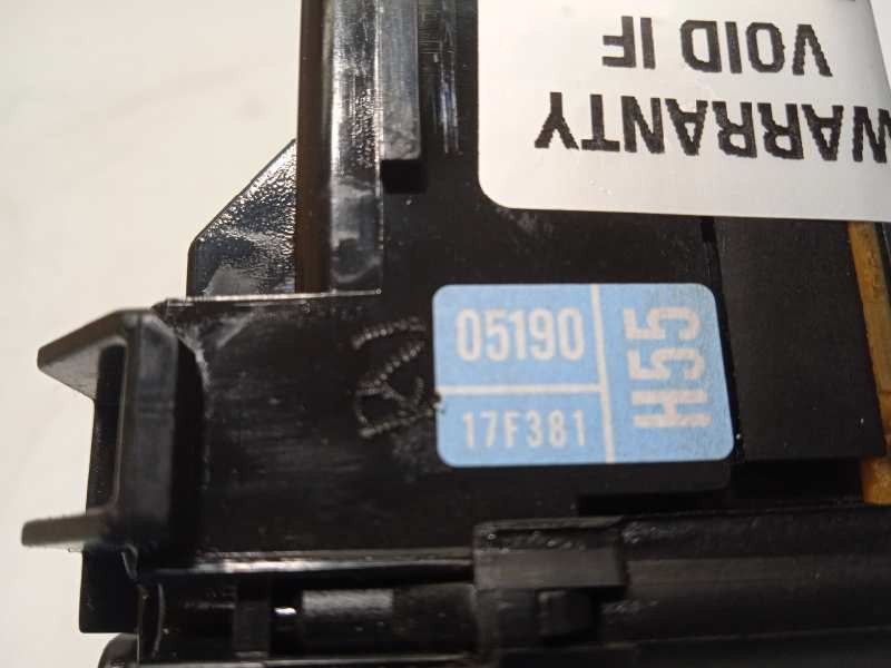 Recambio de mando limpia para toyota avensis touring sports advance referencia OEM IAM 05190H55  