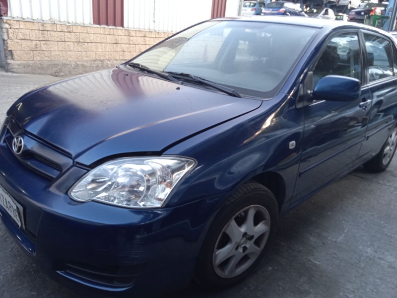 toyota corolla (_e12_) del año 2006