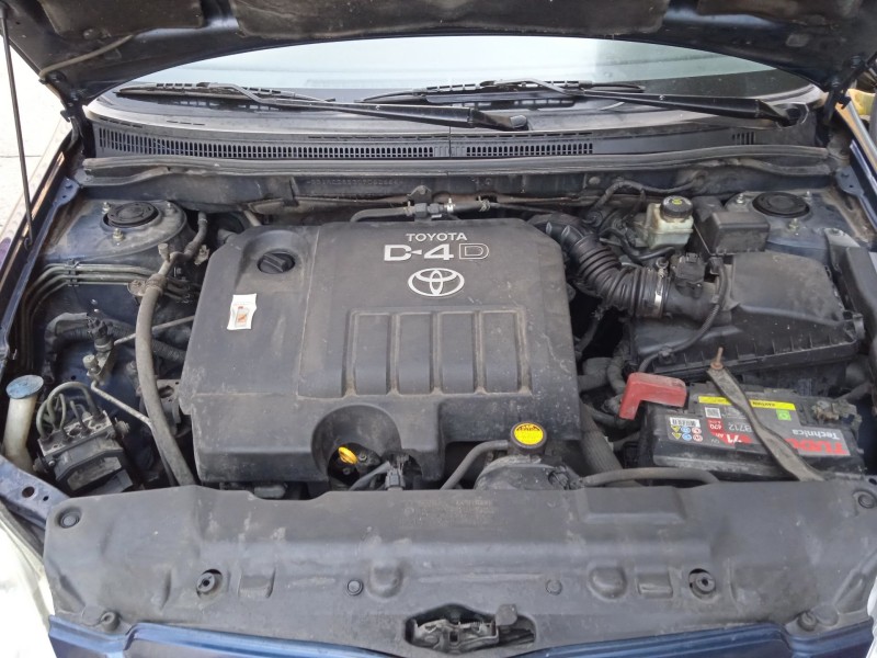 toyota corolla (_e12_) del año 2006