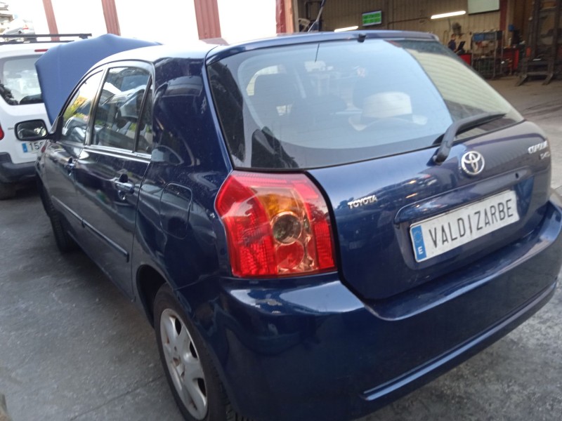 toyota corolla (_e12_) del año 2006