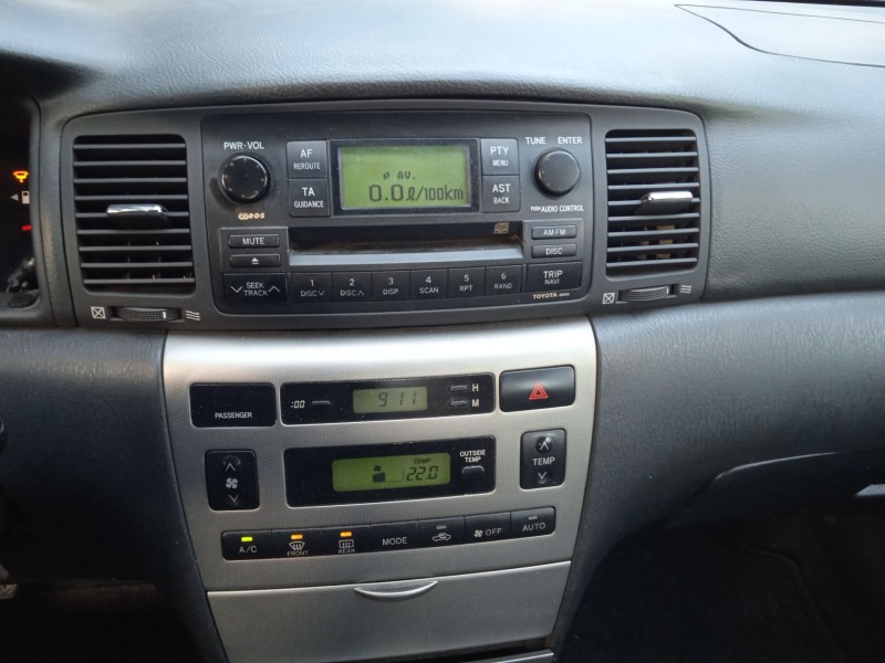 toyota corolla (_e12_) del año 2006