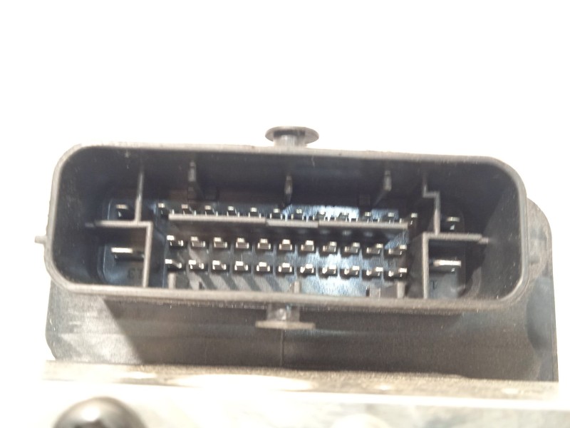 Recambio de abs para kia stonic (yb) 1.2 cvvt referencia OEM IAM 58910H8580 BE600EGB10 BH60113EV01