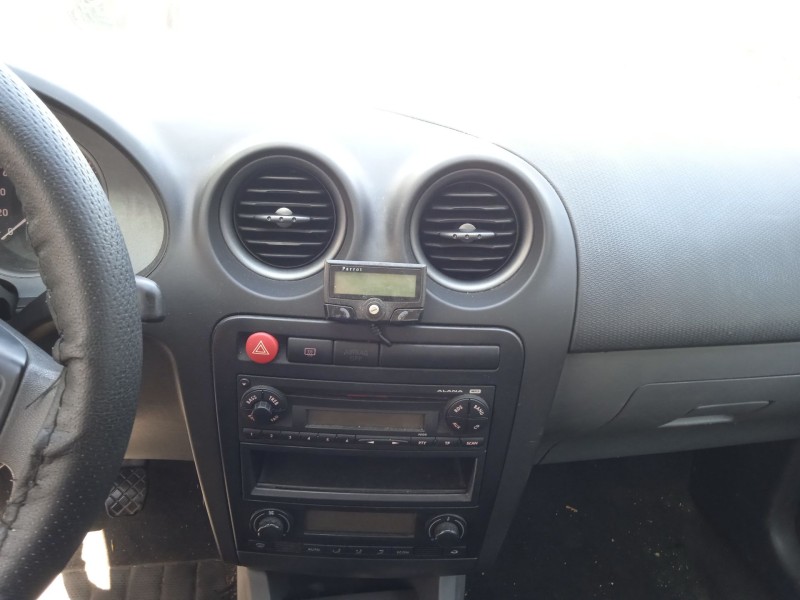seat ibiza iii (6l1) del año 2008