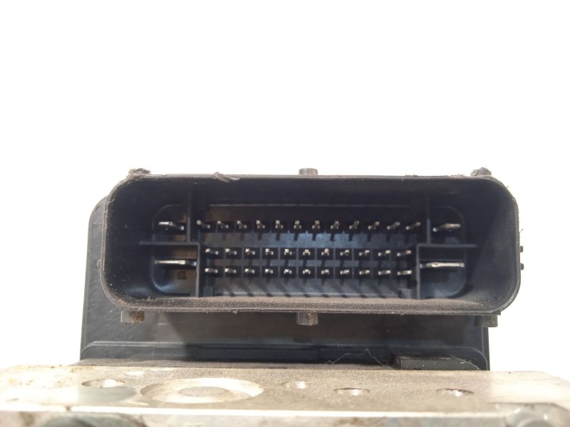 Recambio de abs para hyundai ix35 style 2wd referencia OEM IAM 589202Y610 BE6003O103 80BH60130100