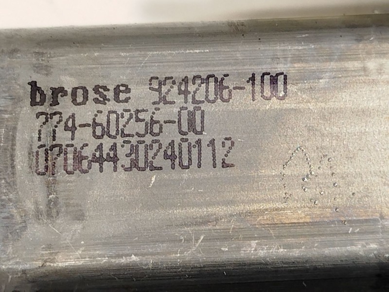 Recambio de elevalunas delantero derecho para porsche panamera (970) 3.0 d referencia OEM IAM 97062410201  