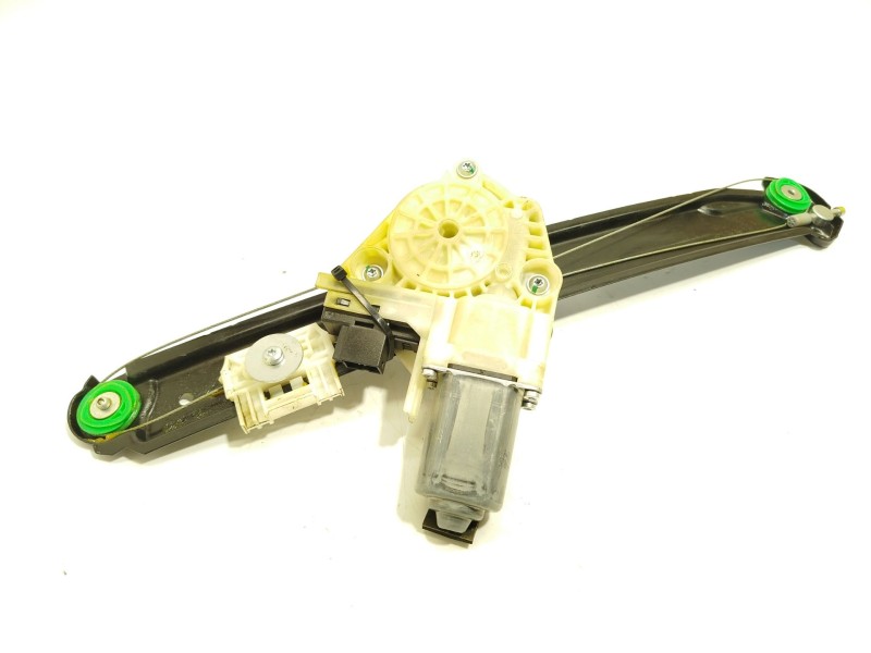 Recambio de elevalunas trasero derecho para porsche panamera (970) 3.0 d referencia OEM IAM 97062410101  