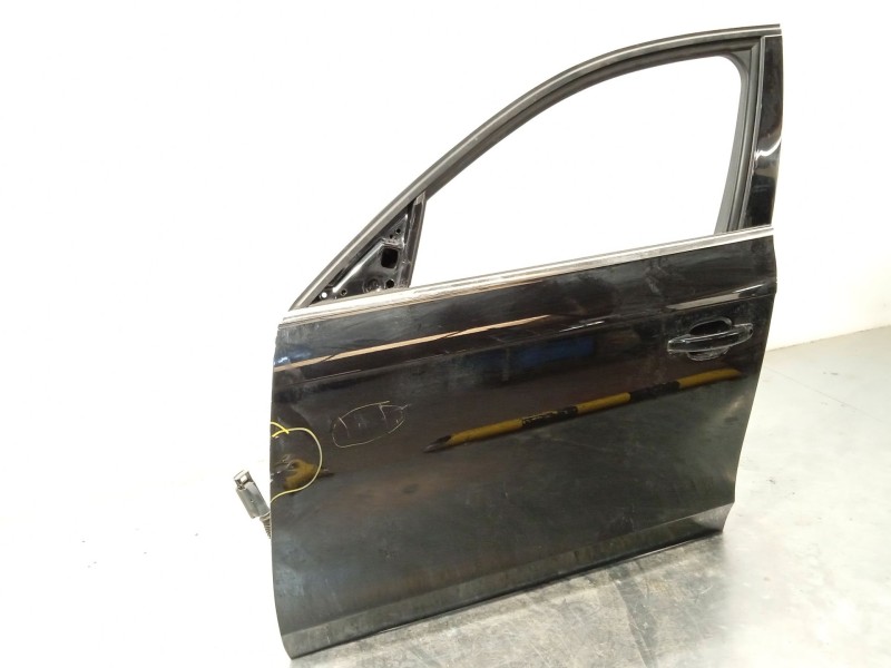 Recambio de puerta delantera izquierda para audi a4 b8 (8k2) 2.0 tdi referencia OEM IAM 8K0831051J  