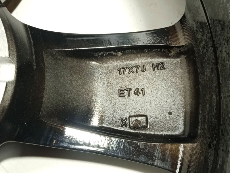 Recambio de llanta para mg mg zs suv (azs1) 1.5 vti referencia OEM IAM 11513290  